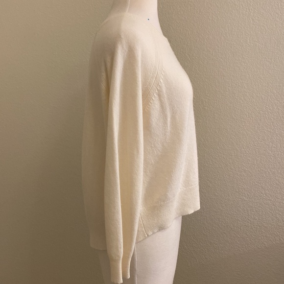 Banana Republic wool cashmere blend cream luxe sweater size small - Picture 2 of 6